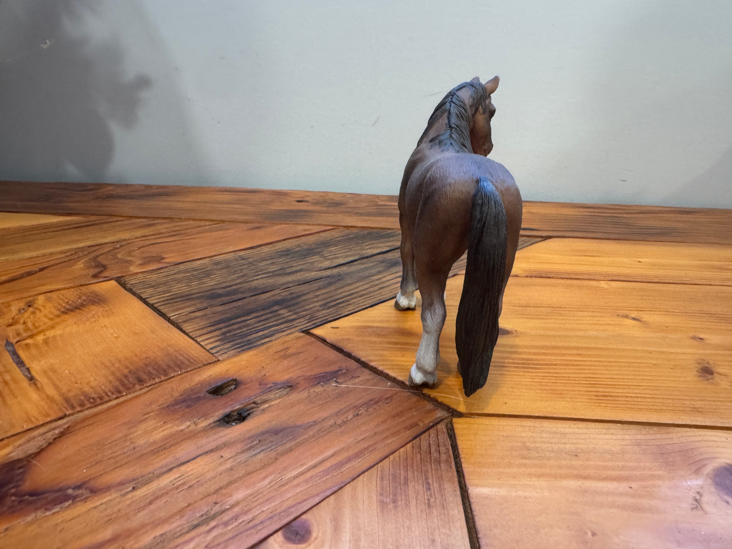 2011 Brown Female Tennessee Walker Walking Horse 5" Schleich PVC Action Figure