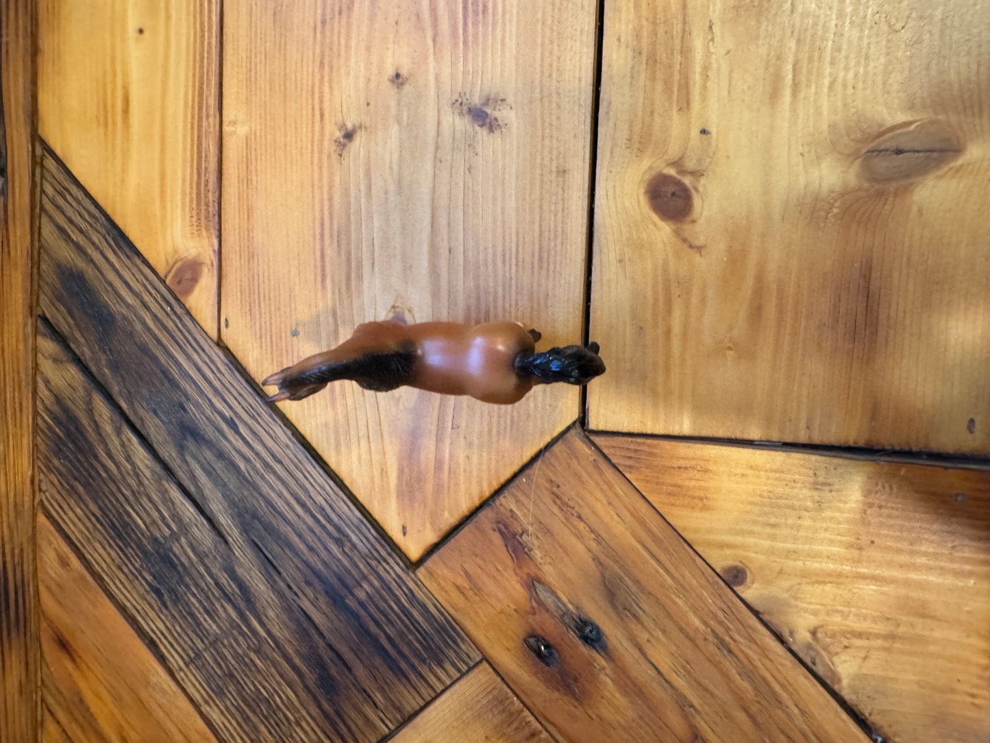 No. 5906 Breyer Stablemates Arabian Walking