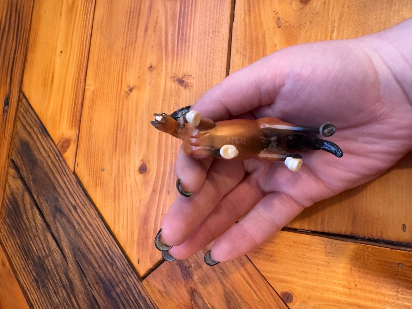 No. 5906 Breyer Stablemates Arabian Walking